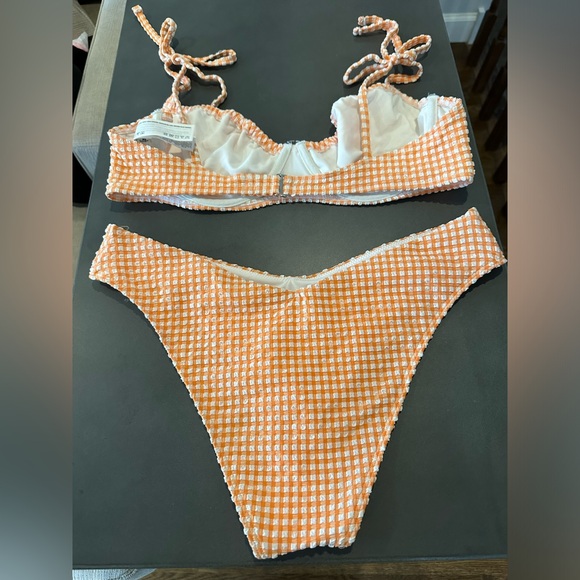 Abercrombie Fitch orange bikini - Picture 2 of 6